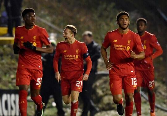 体图：加盟多特之前，施洛特贝克曾与萨利在后者家中会面