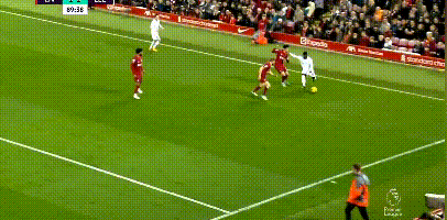 德甲半场：布兰特破门，吉拉西倒地未判点，多特1-0霍芬海姆