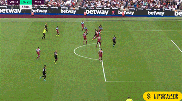 津媒：亚泰进球数比上赛季少20个，外援的各种问题遇了个遍