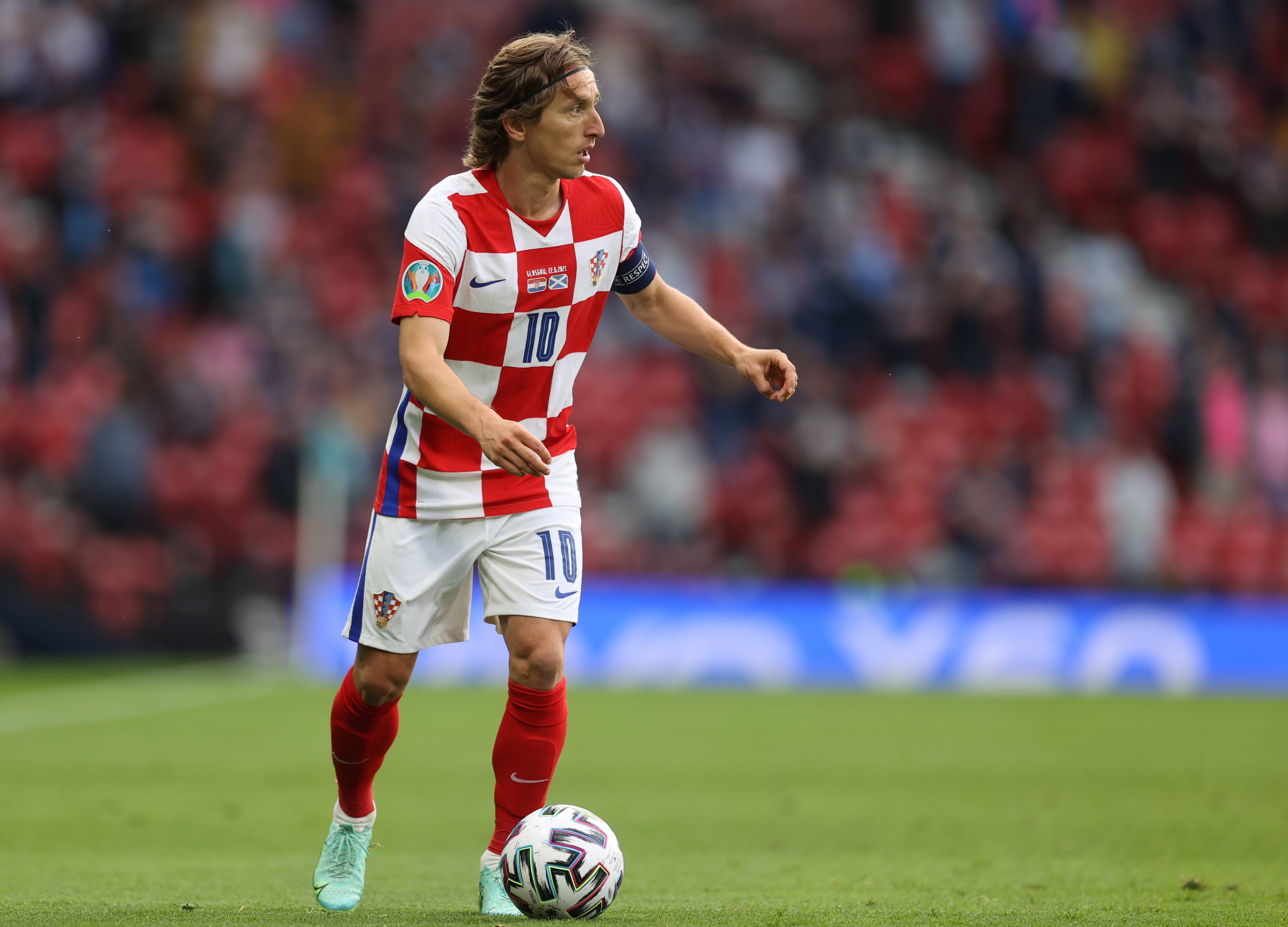 法比奥：能拿到金靴是队友的支持，希望把喜悦延续到足协杯