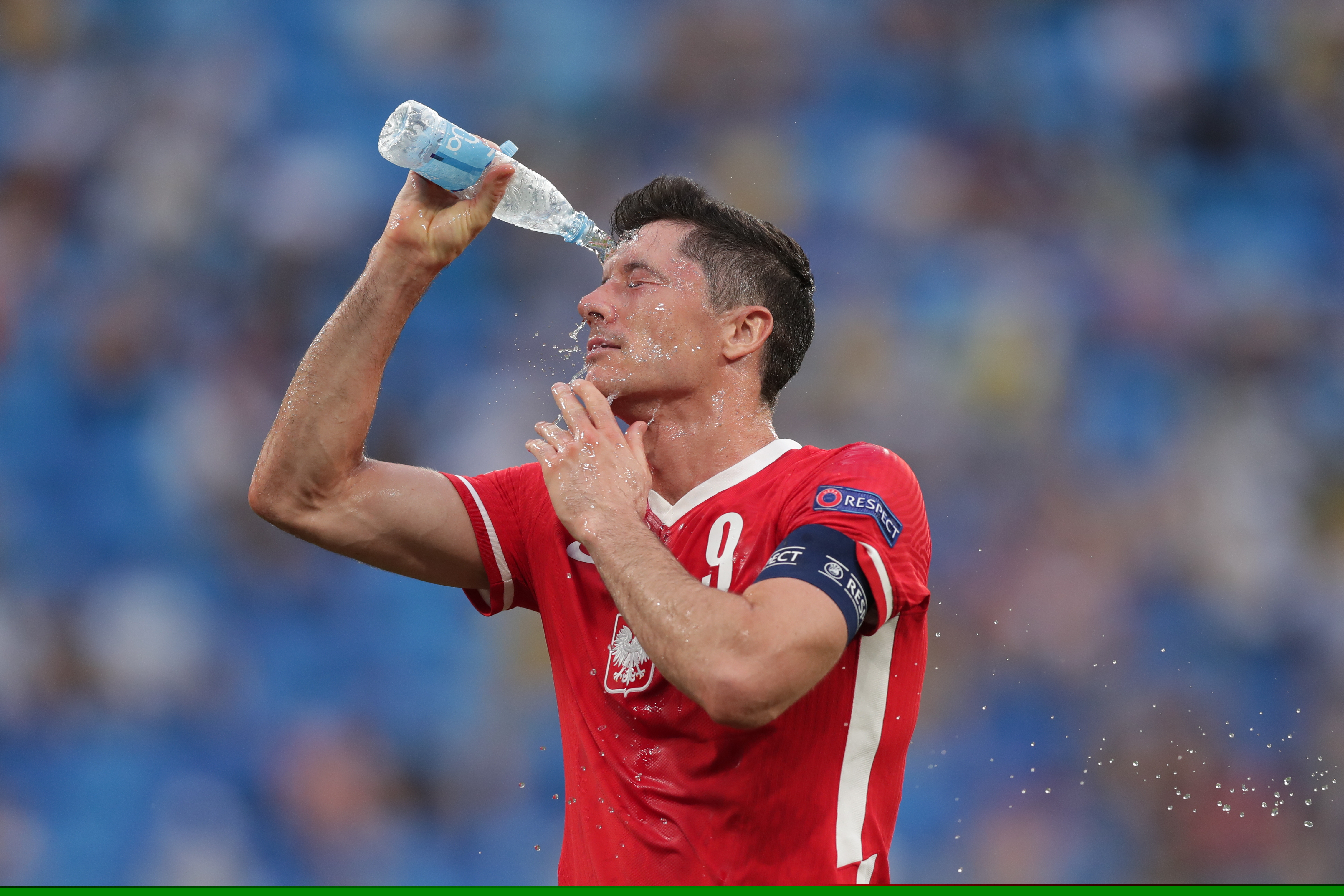 总有人黑C罗“跳水”？毛剑卿：这也是门艺术，跳得好叫艺术