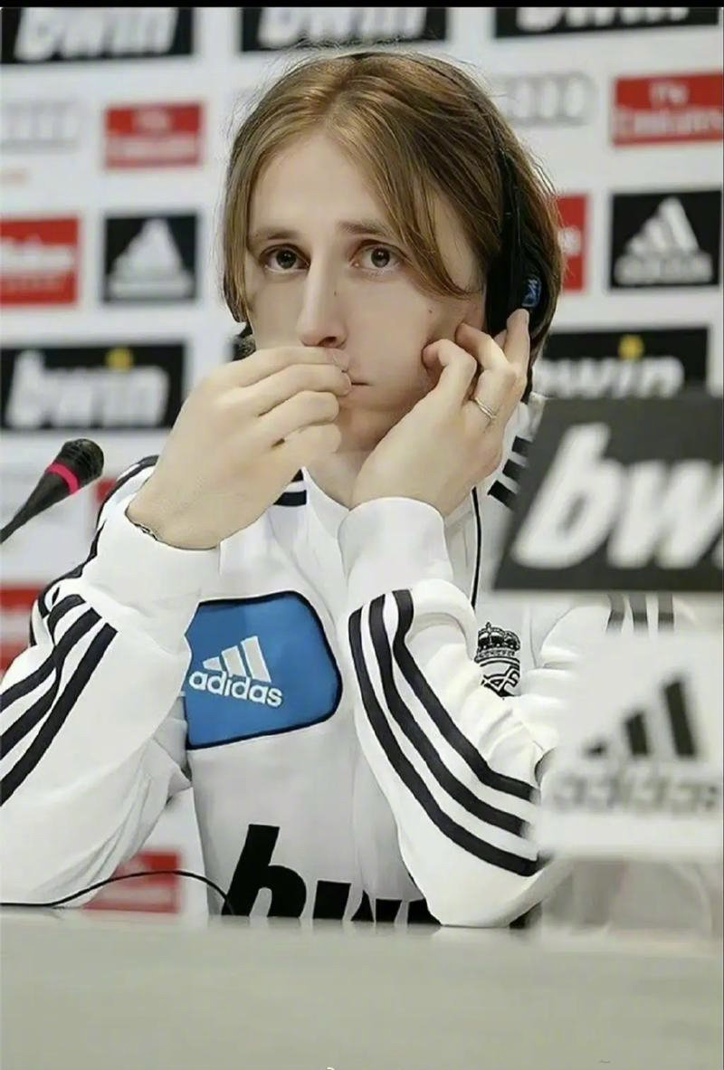 米体：索默犯了不少错，国米在寻找靠谱的一门