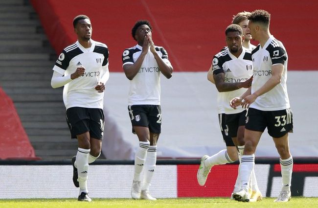 篮球NBA球队教练轮换策略调整