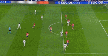 曼城有望大胜桑德兰，展现沉稳防守，争夺英超积分榜席位。