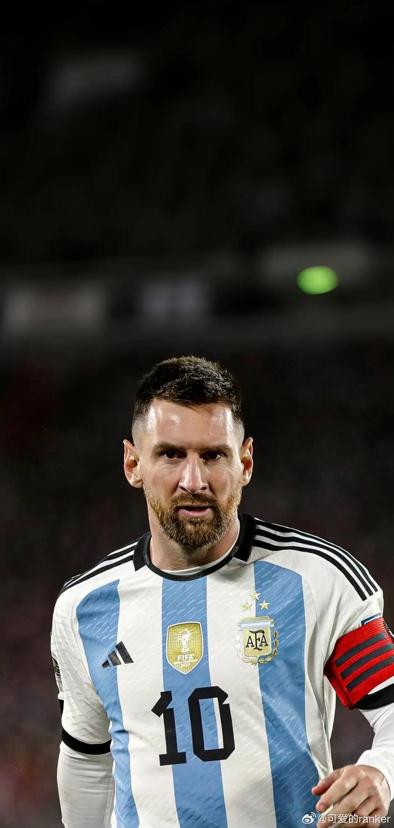 中超：上海海港主场4-1击败深圳队